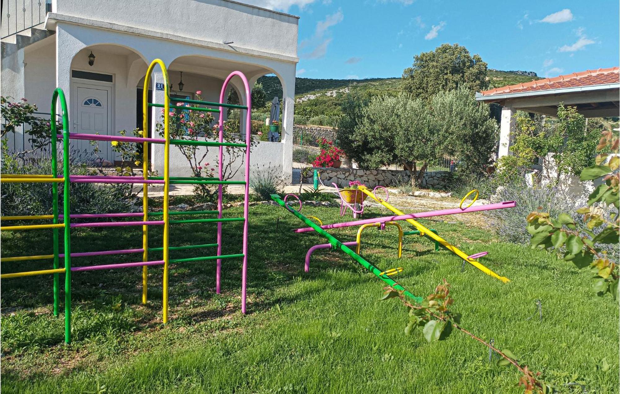 Gorgeous Home In Kastel Stafilic With Wifi מראה חיצוני תמונה